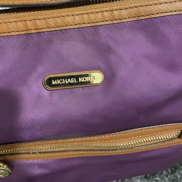 Michael Kors Handbag - Picture 4 of 4